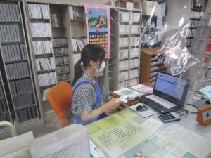 司書体験カウンター事務