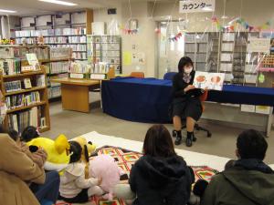 おはなし会のようす２